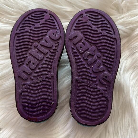 Native | Jefferson Child Shoes Size C5 - Picture 6 of 8